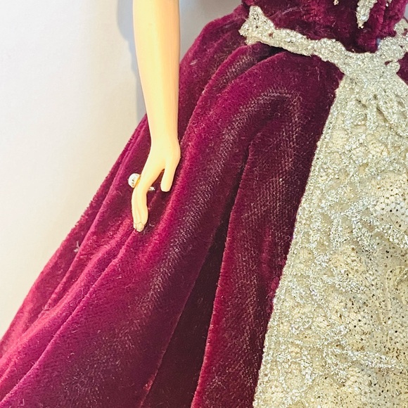 Barbie Millennial Princess Doll in Burgundy Gown. RARE - Picture 6 of 8